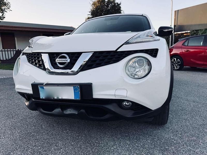 Usata Nissan Juke Acenta 110 CV (80 kW) 2015 Bianco SUV