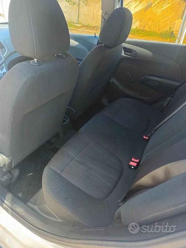 Usata Chevrolet Aveo LT 86 CV (63 kW) 2014 Grigio Berlina