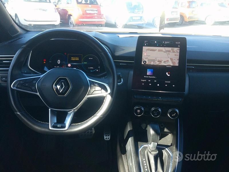 Occasion Renault Clio V Engineered 145 ch (106 kW) 2023 Gris Berline