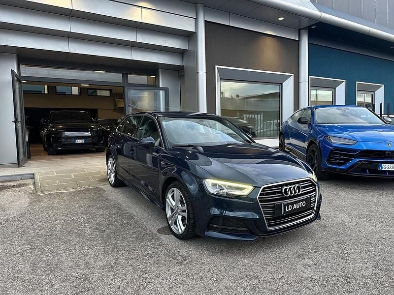 Usata Audi A3 Admired 150 CV (110 kW) 2020 Blu Berlina