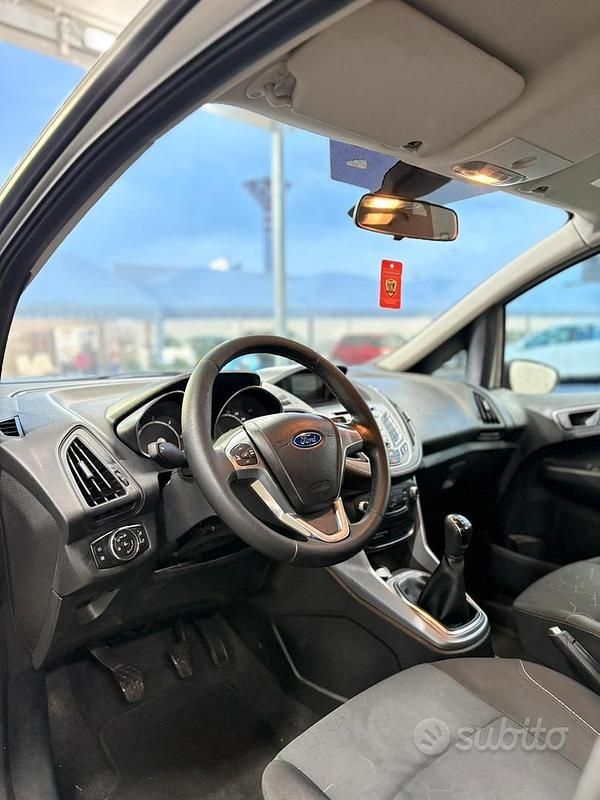 Usata Ford B-MAX 95 CV (69 kW) 2014 Grigio Monovolume