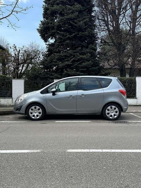 Occasion Opel Meriva 120 ch (88 kW) 2012 Gris Monospace
