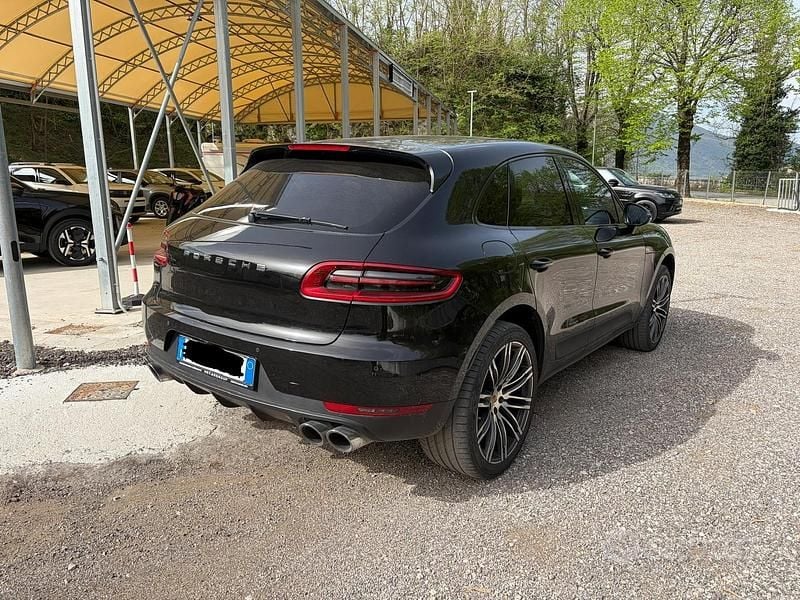Usata Porsche Macan 251 CV (184 kW) 2018 Nero SUV
