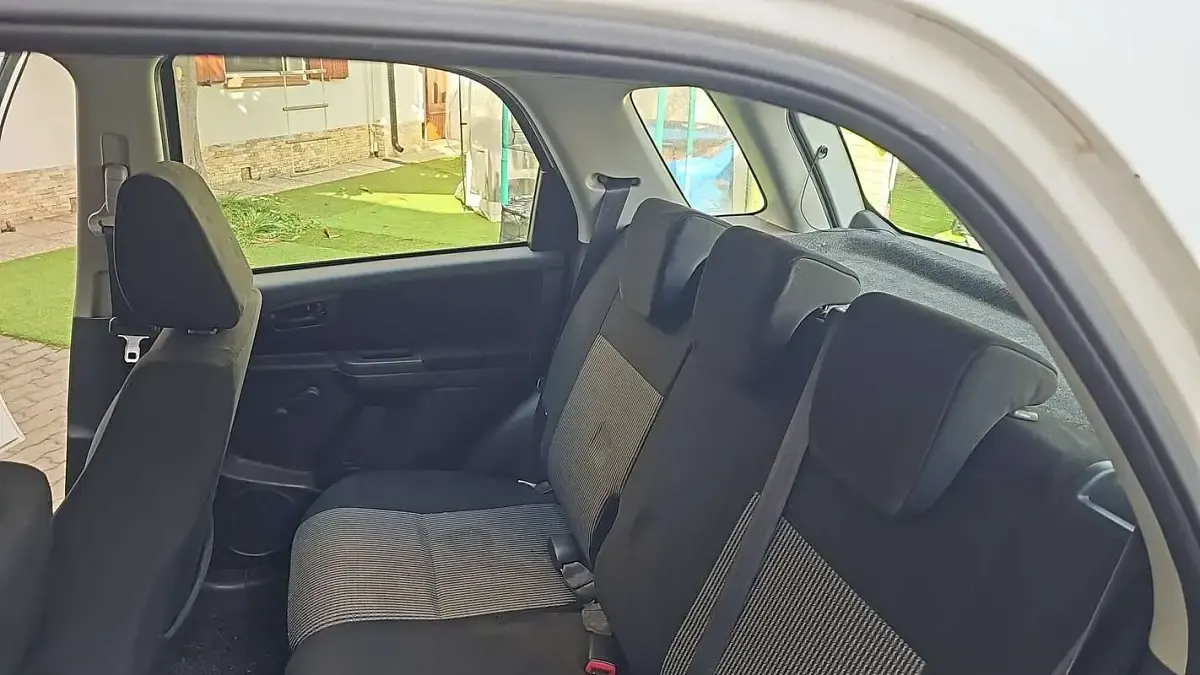 Usata Fiat Sedici Emotion 120 CV (88 kW) 2009 Bianco SUV