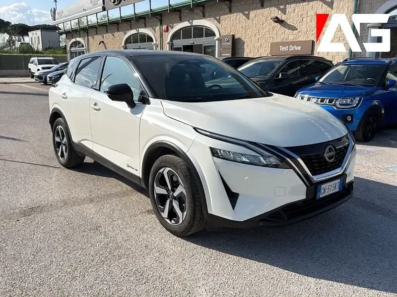 Usata Nissan Qashqai N-Connecta 190 CV (139 kW) 2023 Bianco SUV