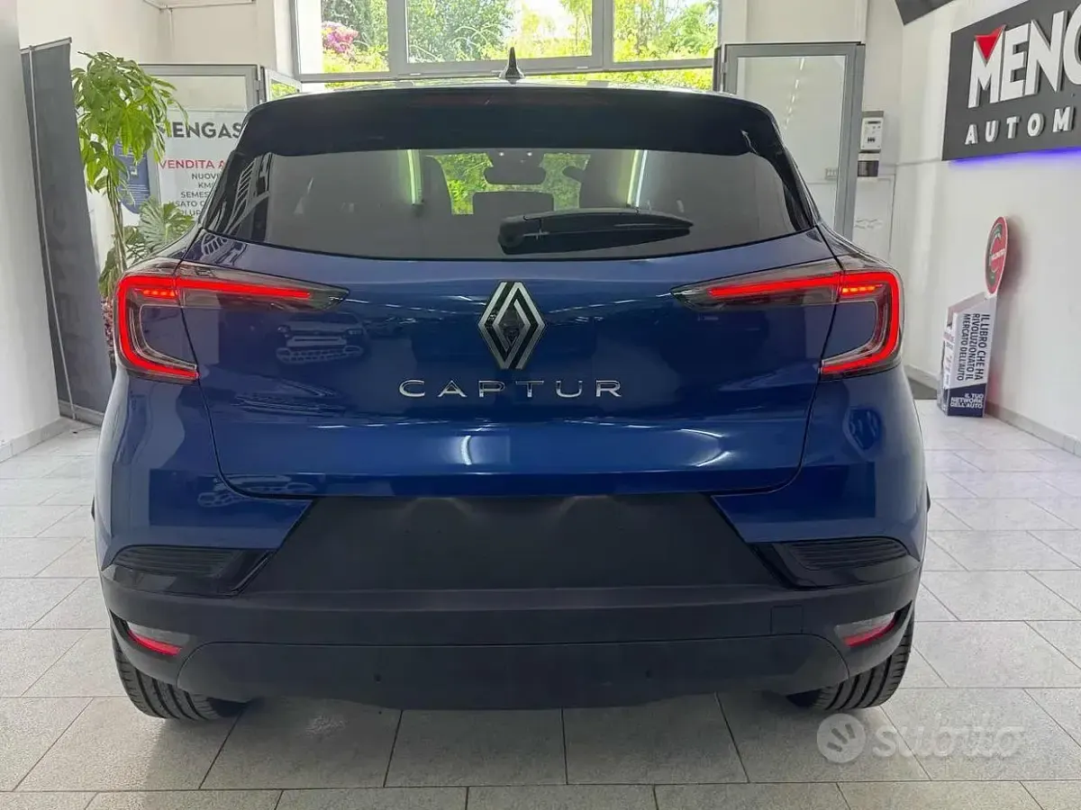 Nuova Renault Captur Techno 120 CV (88 kW) 2026 Bluazzurro SUV