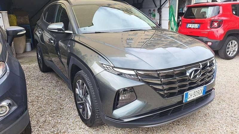 Grigio Usata 2021 Hyundai Tucson SUV | 18.200 € (Super prezzo) - Immagine 1/4
