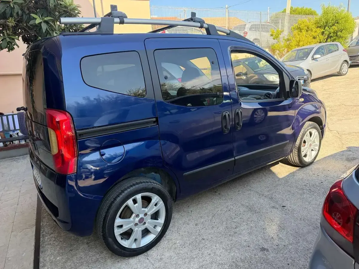 Usata Fiat Qubo Trekking 75 CV (55 kW) 2009 Blu/azzurro Monovolume