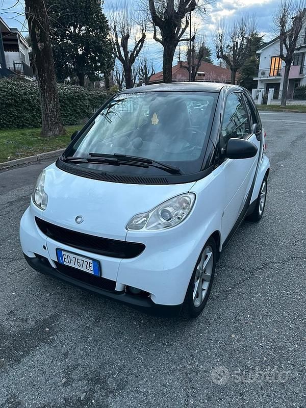 Usata Smart ForTwo Coupé Passion 71 CV (52 kW) 2010 Bianco Coupé