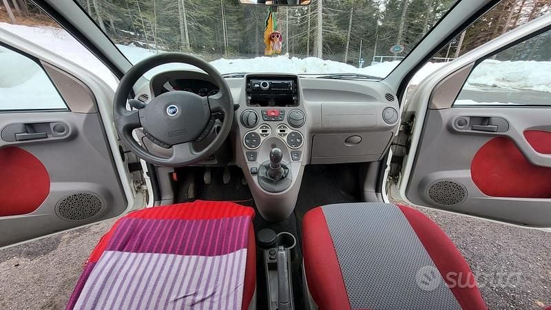 Usata Fiat Panda 4x4 Climbing 60 CV (44 kW) 2006 Bianco Utilitaria