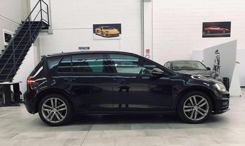 Usata VW Golf VII Highline 110 CV (80 kW) 2016 Nero Berlina
