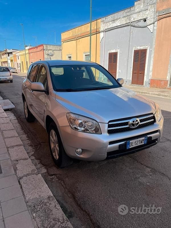 Usata Toyota RAV4 Sol 136 CV (100 kW) 2007 SUV
