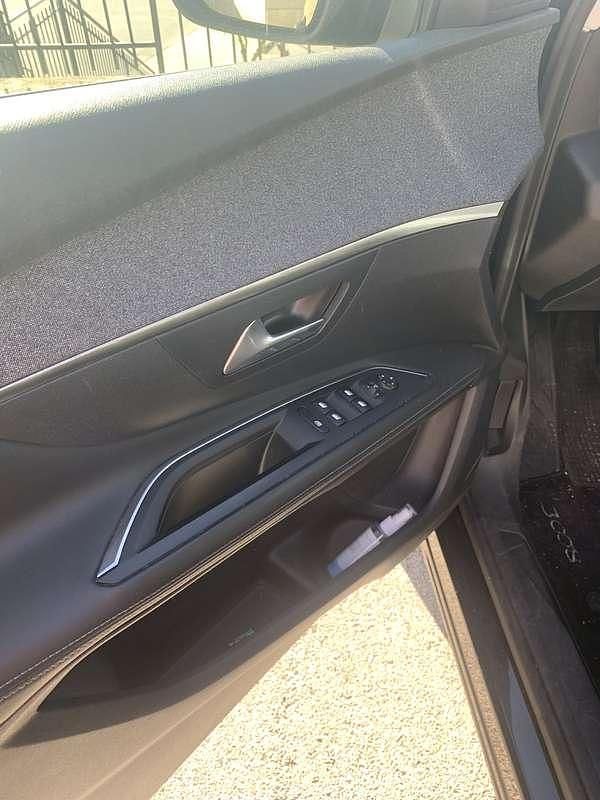 Usata Peugeot 3008 Allure 131 CV (96 kW) 2019 SUV