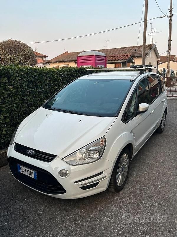 Usata Ford S-MAX S 140 CV (102 kW) 2014 Bianco Monovolume