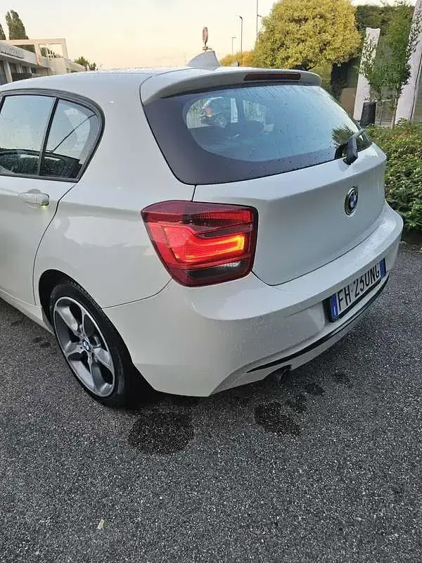 Usata BMW 120 Sport Line 184 CV (135 kW) 2012 Utilitaria