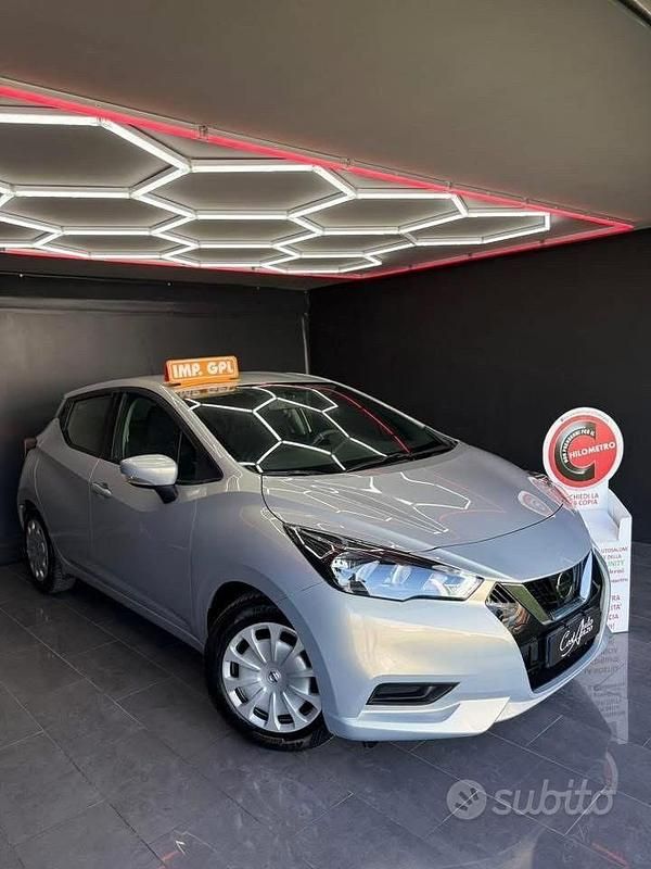 Usata Nissan Micra 92 CV (67 kW) 2021 Grigio Utilitaria
