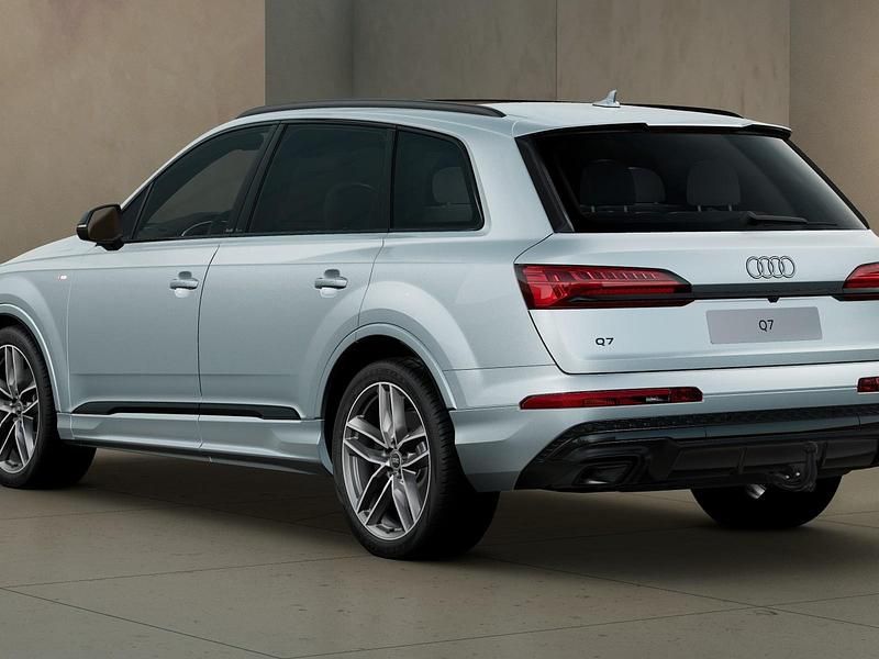 Usata Audi Q7 S-Line 286 CV (210 kW) 2024 Grigio SUV