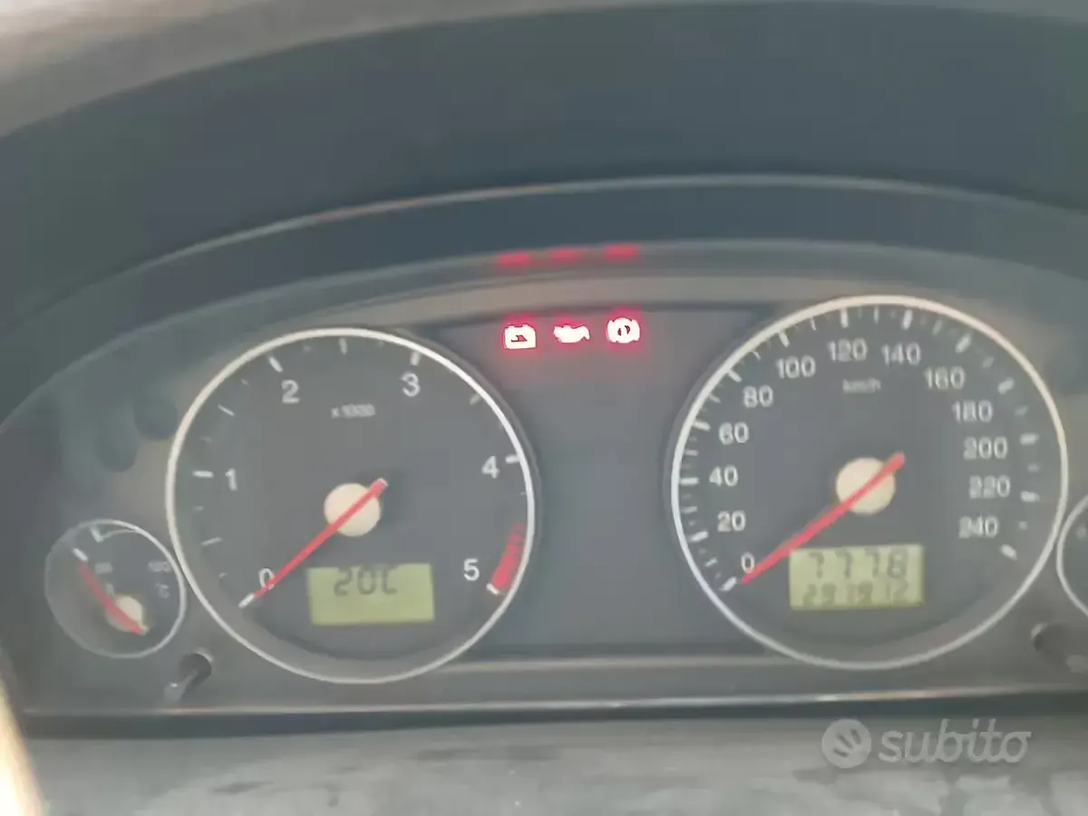 Usata Ford Mondeo 116 CV (85 kW) 2004 Bluazzurro Berlina