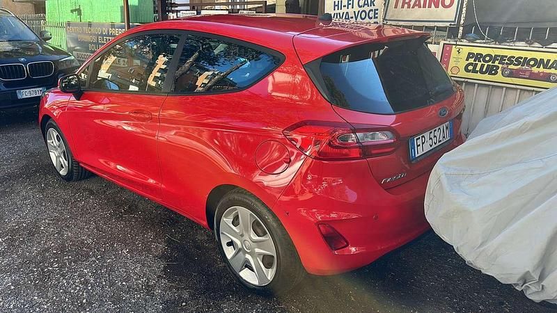 Usata Ford Fiesta 71 CV (52 kW) 2018 Berlina