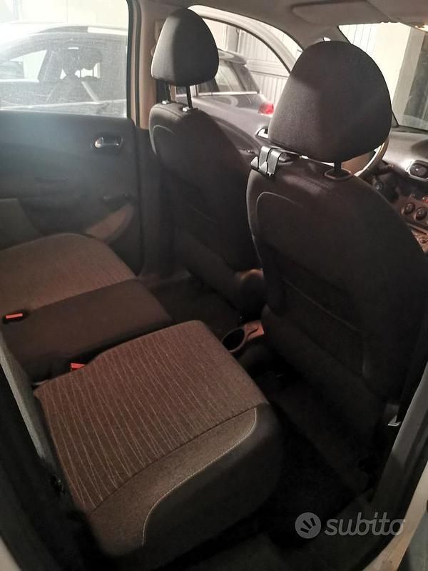 Begagnad Citroën C3 Picasso 2016 Vit Minibuss