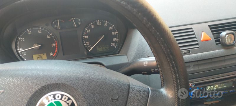 Usata Skoda Fabia Classic 60 CV (44 kW) 2002 Grigio Utilitaria