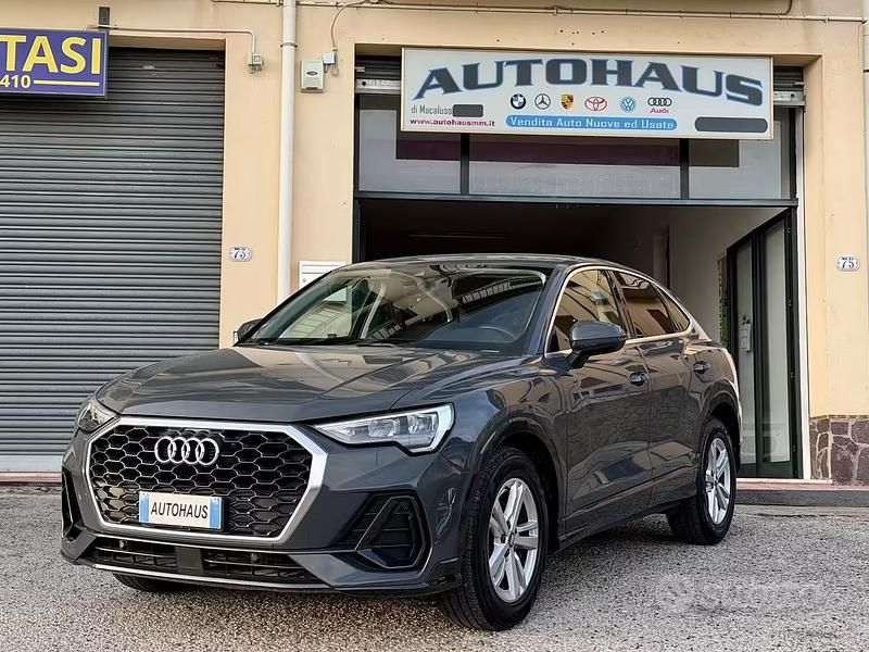 Usata Audi Q3 Sportback Business 150 CV (110 kW) 2020 Grigio SUV