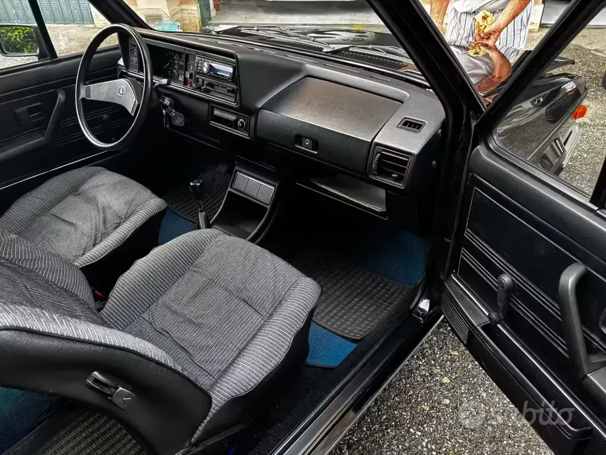 Usata VW Golf I 50 CV (36 kW) 1981 Nero Utilitaria