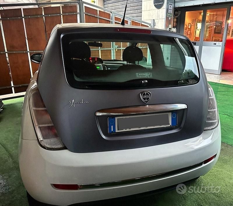 Usata Lancia Ypsilon 59 CV (43 kW) 2010 Bianco Utilitaria