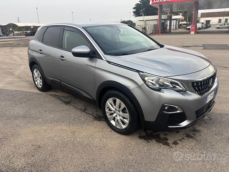 Usata Peugeot 3008 2019 Grigio SUV