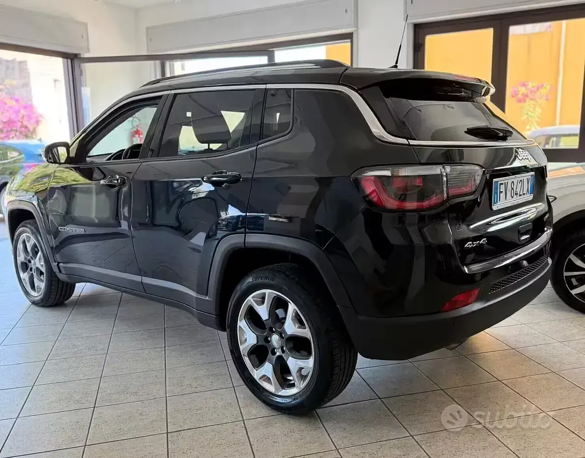 Usata Jeep Compass Longitude 140 CV (102 kW) 2019 Nero SUV