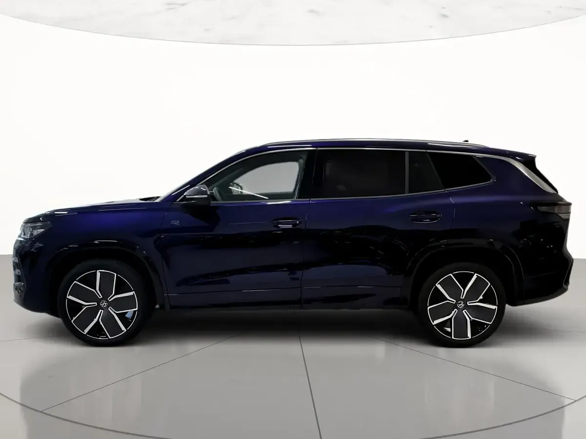 Nuova VW Tayron R-line 193 CV (141 kW) 2026 Ultraviolet metallizzato SUV
