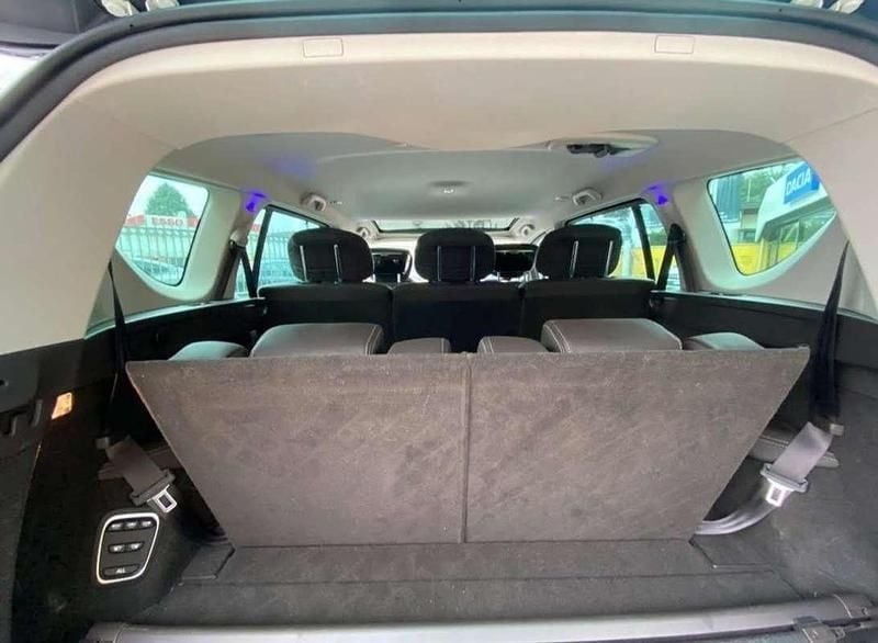Usado Renault Espace Initiale Paris 160 CV (117 kW) 2017 Monovolumen