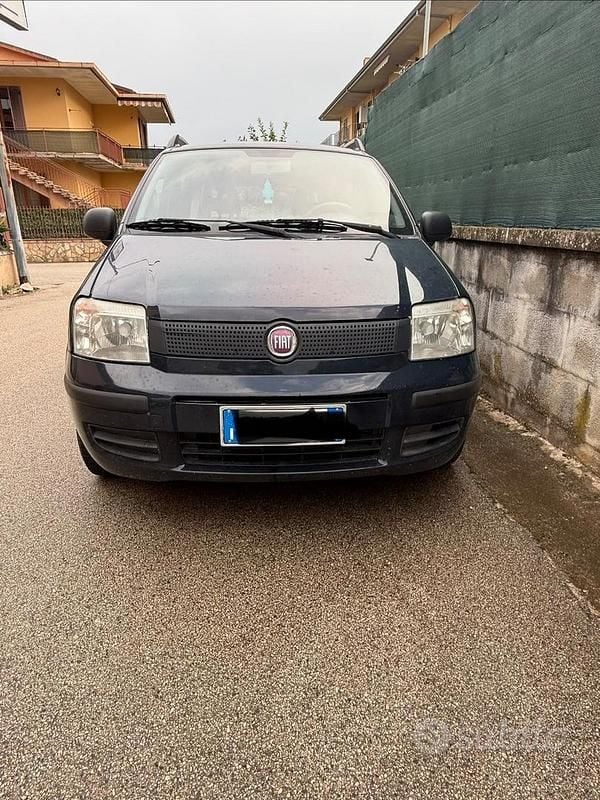 Usata Fiat Panda 70 CV (51 kW) 2012 Blu Utilitaria