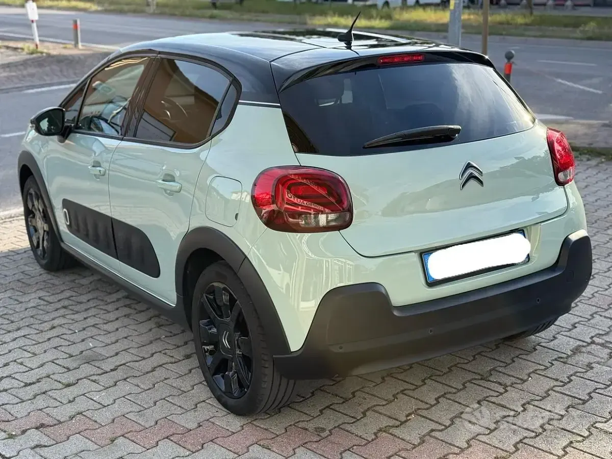 Usata Citroën C3 PureTech 82 CV (60 kW) 2017 Verde Berlina