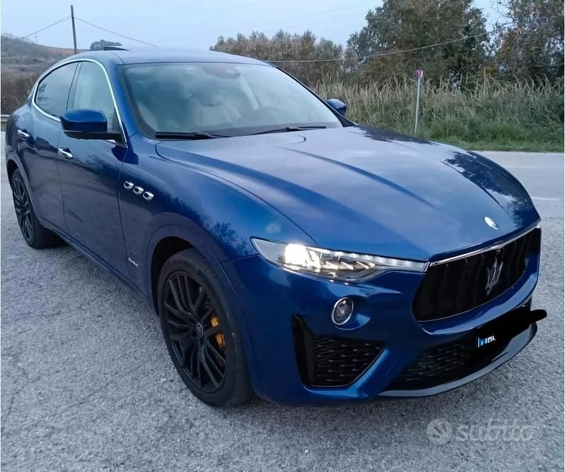 Usata Maserati GranSport 349 CV (256 kW) 2020 Blu Station wagon