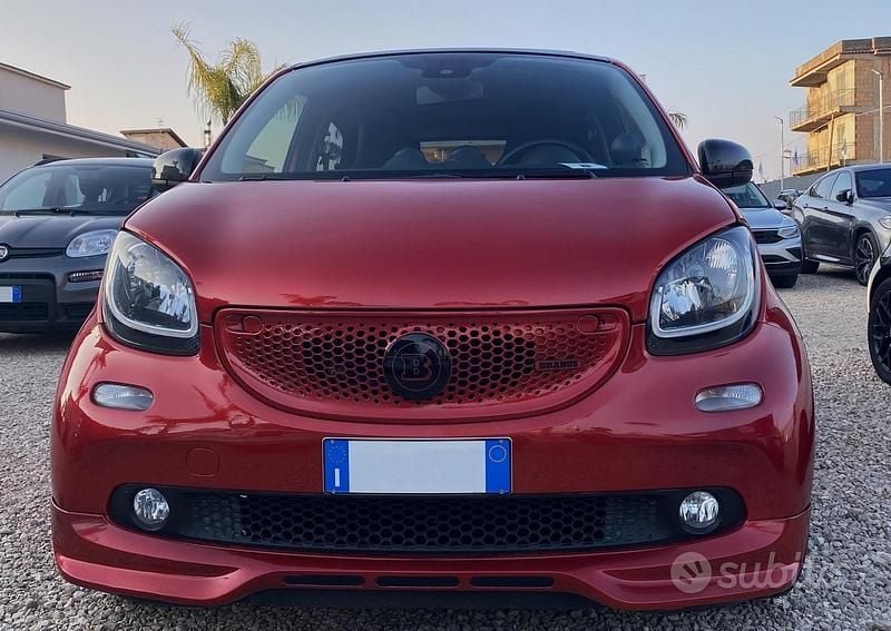 Usata Smart ForFour Brabus 109 CV (80 kW) 2018 Rosso Utilitaria
