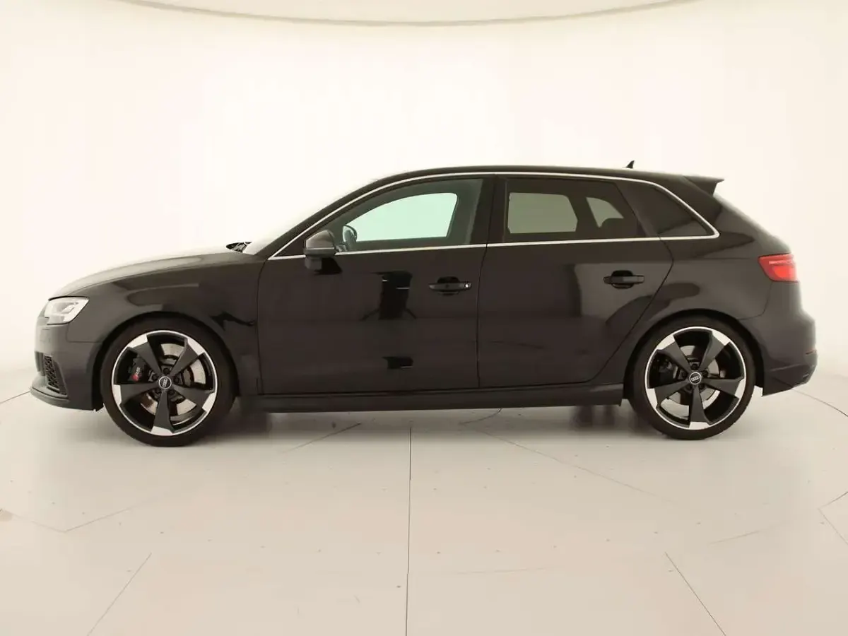 Usata Audi RS3 400 CV (294 kW) 2020 0e nero mito metallizzato Berlina