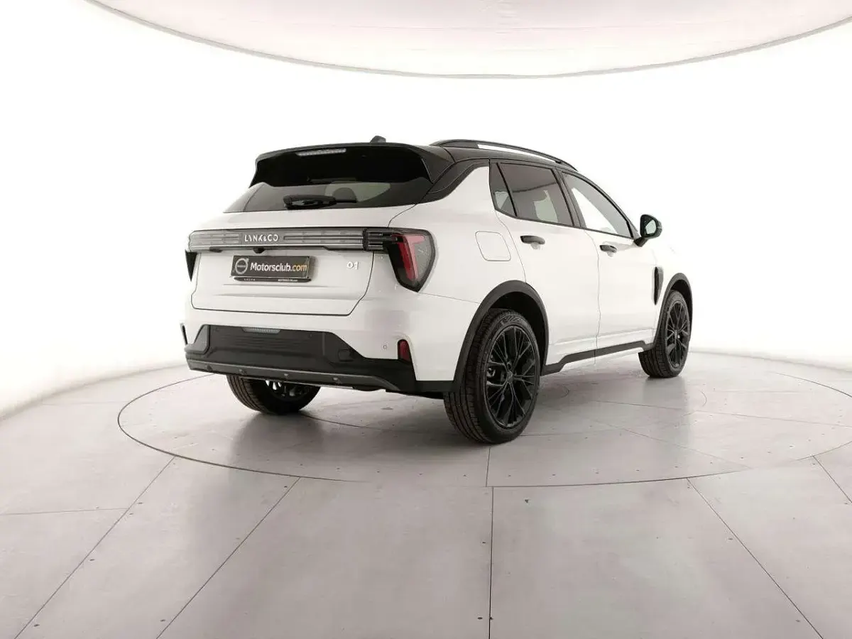Nuova Lynk & Co 01 139 CV (102 kW) 2026 Bianco SUV
