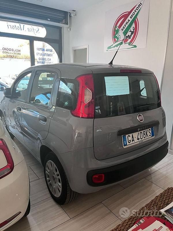 Usata Fiat Panda 69 CV (50 kW) 2020 Grigio Utilitaria