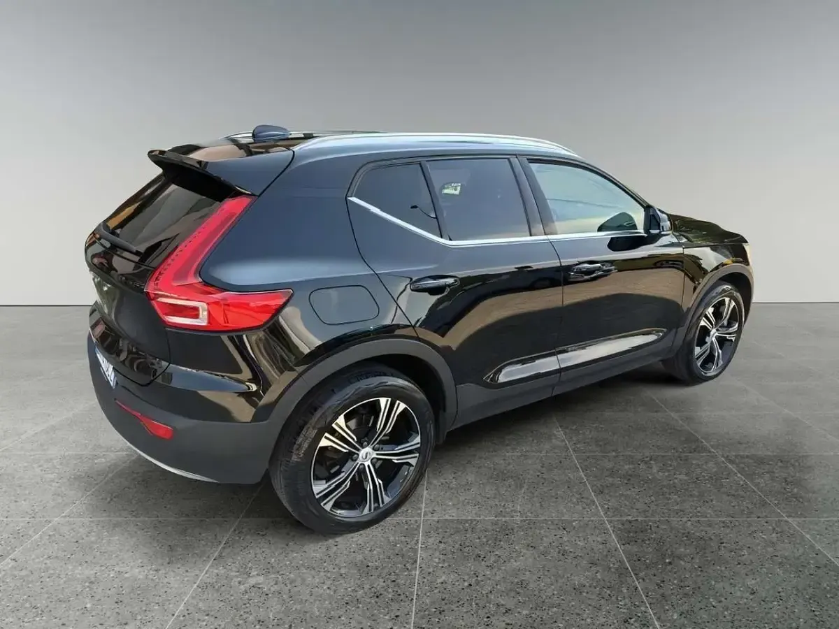 Usata Volvo XC40 Inscription 261 CV (191 kW) 2022 Nero SUV