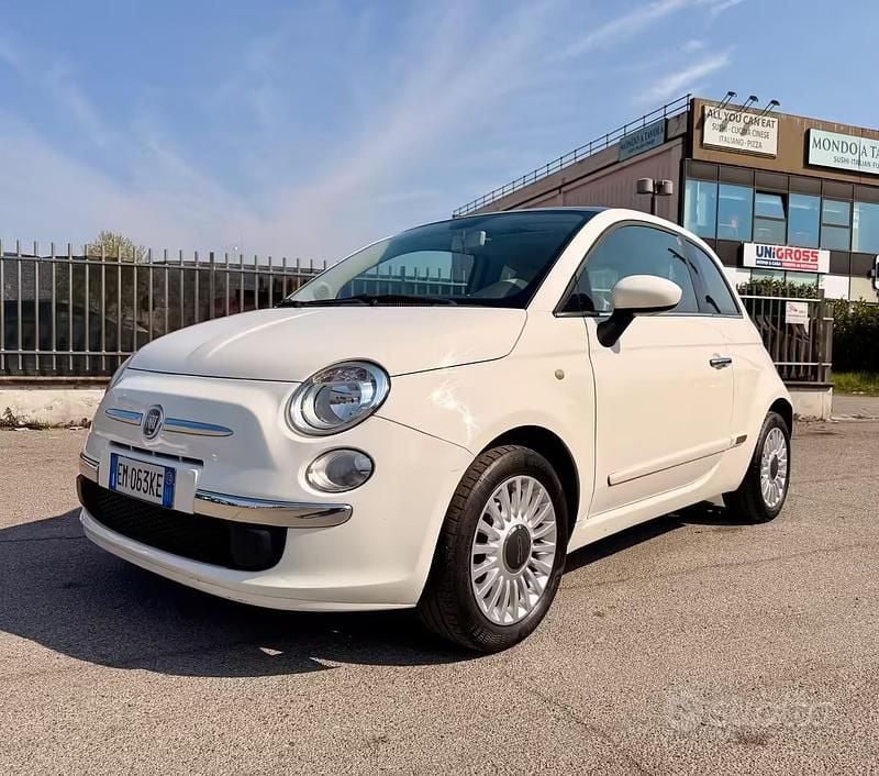 Usata Fiat 500 Lounge 69 CV (50 kW) 2012 Bianco Berlina