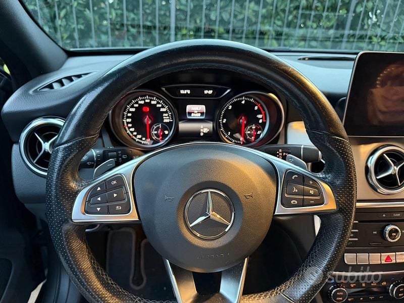 Usata Mercedes GLA200 AMG 2018 Grigio SUV