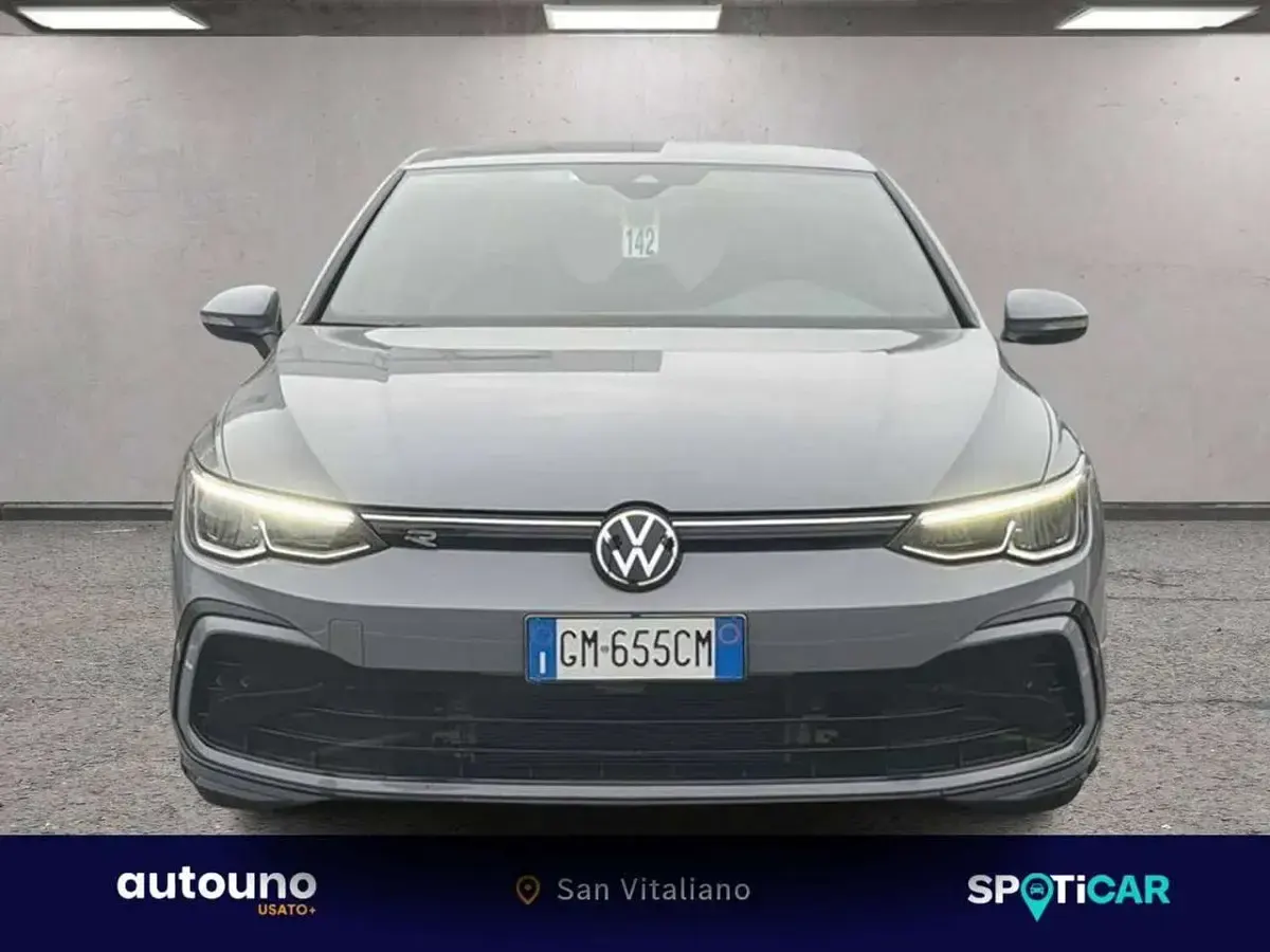 Usata VW Golf VIII R-line 150 CV (110 kW) 2023 Grigio Berlina