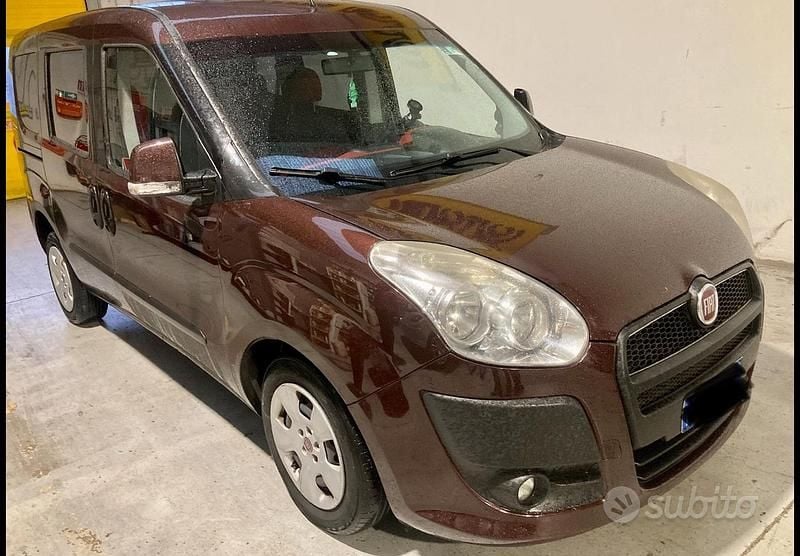 Usata Fiat Doblò 2014 Rosso Monovolume
