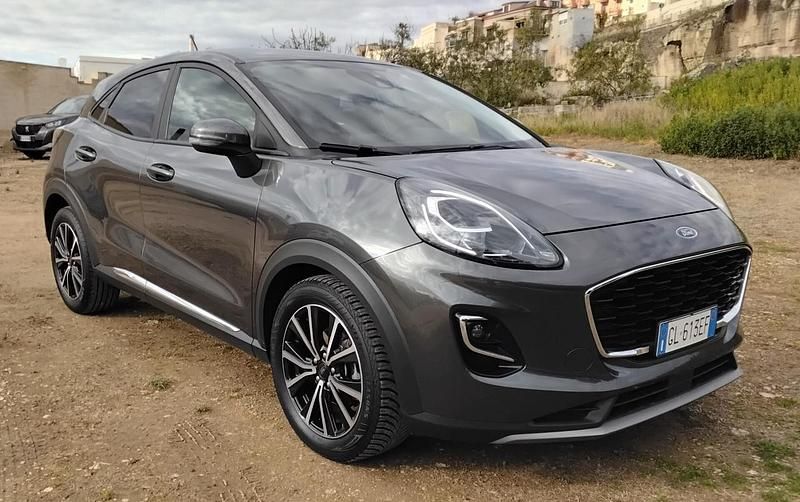 Usata Ford Puma Titanium X 125 CV (91 kW) 2022 Grigio SUV
