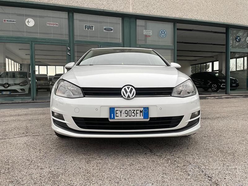 Usata VW Golf VII Cup 105 CV (77 kW) 2014 Bianco Berlina