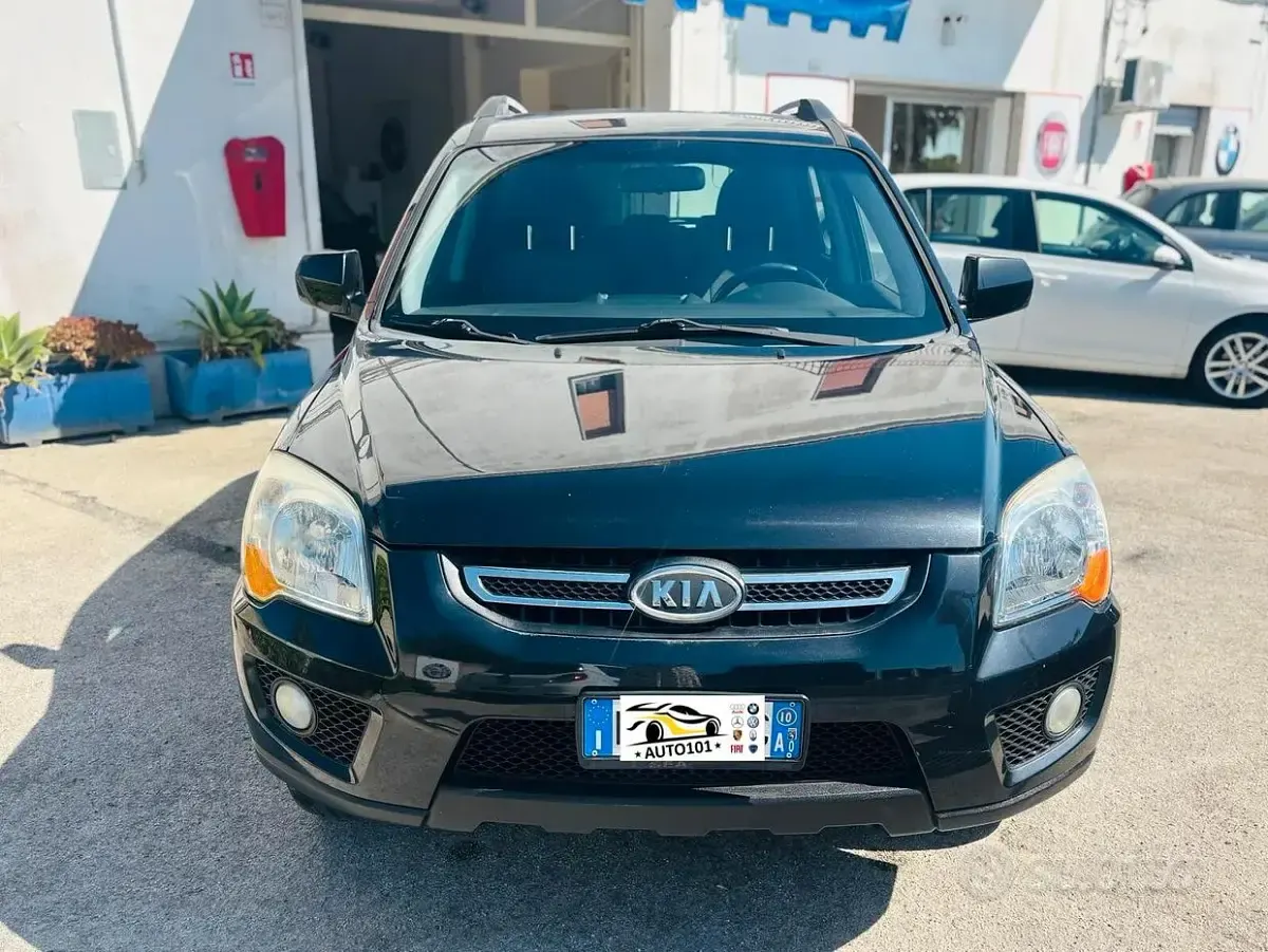 Usata Kia Sportage Active 150 CV (110 kW) 2010 Nero SUV