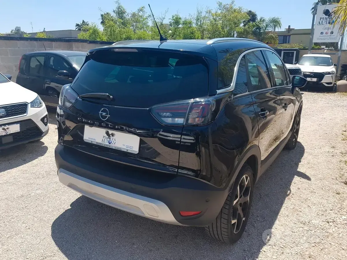 Usata Opel Crossland X Elegance 110 CV (80 kW) 2023 Nero SUV