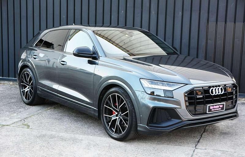 Usata Audi Q8 S-Line 286 CV (210 kW) 2019 Grigio SUV