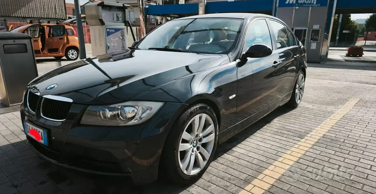 Usata BMW 320 163 CV (119 kW) 2006 Nero Berlina